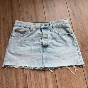 Levi premium icon skirt size 27
